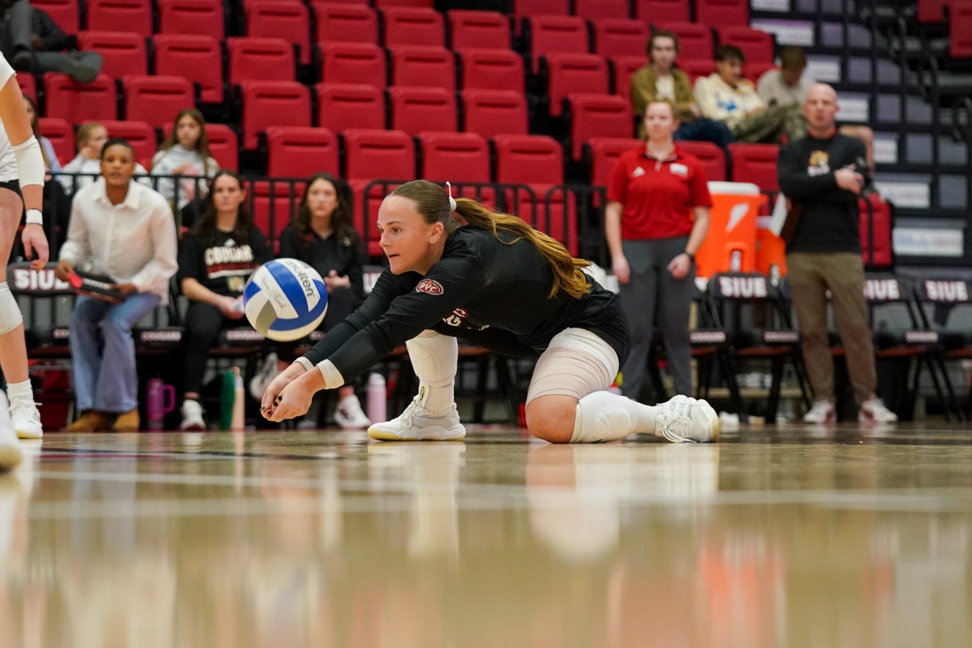 Kinley Quast Digging the Ball