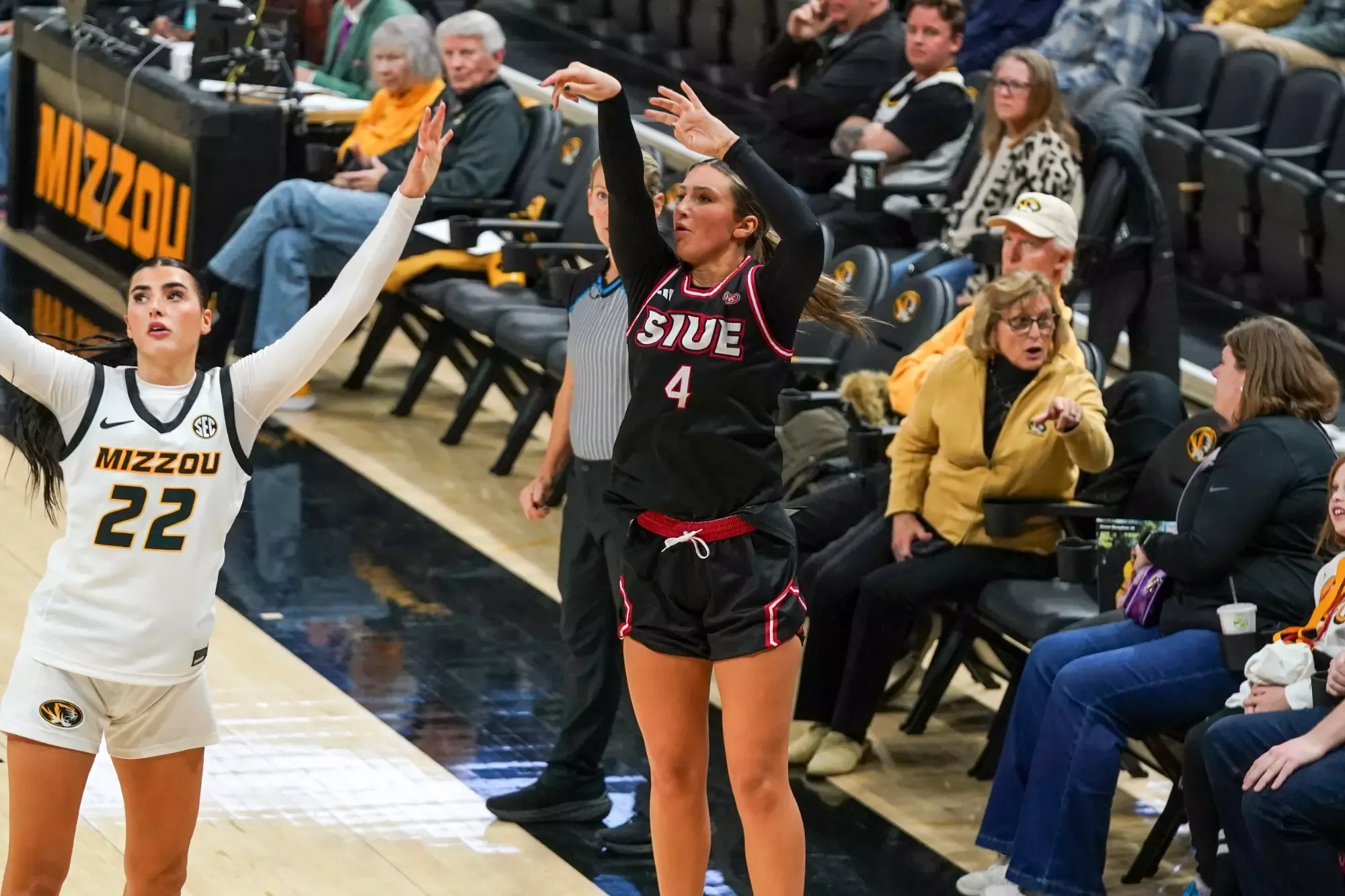 Macy silvey hitting threes