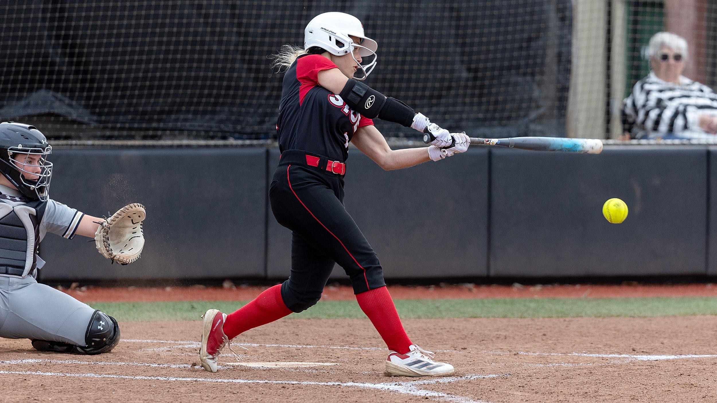 Softball vs Lindenwood :  03-28-25 Game TwoSIUE Cougars Softball faced off against the Lindenwood Lions for a double header on the campus of Southern Illinois University Edwardsville Friday, March 28, 2025.  (Photo: Scott Kane/SIUE Athletics)
