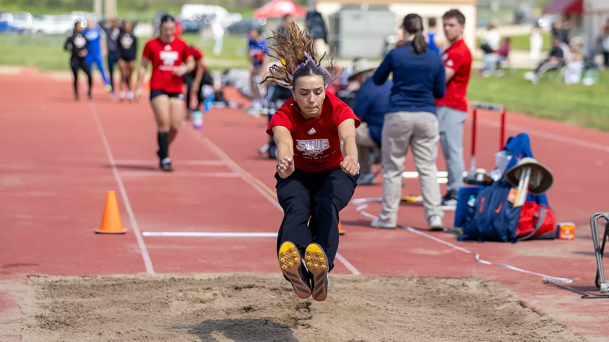 SIUE Track and Field Cougar Classic:  04-12-25: SIUE Track and Field host the the Cougar Classic at Ralph Korte Stadium on the campus of Southern Illinois University Edwardsville on Saturday, April 12, 2025.  (Photo: Scott Kane/SIUE Athletics)