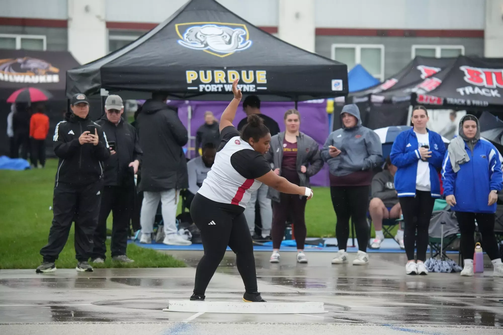 Maryiah Menicucci Shot Put