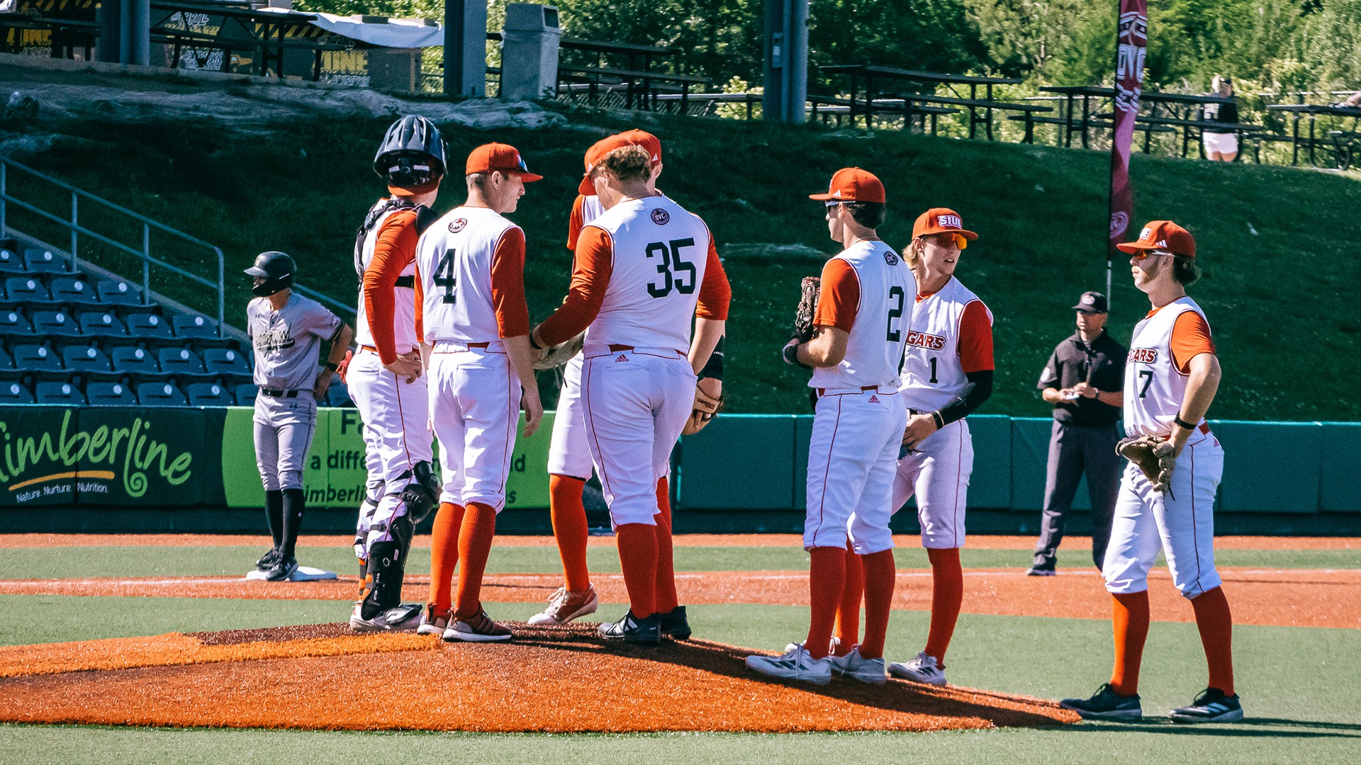 Mound Meeting at OVC Tournament