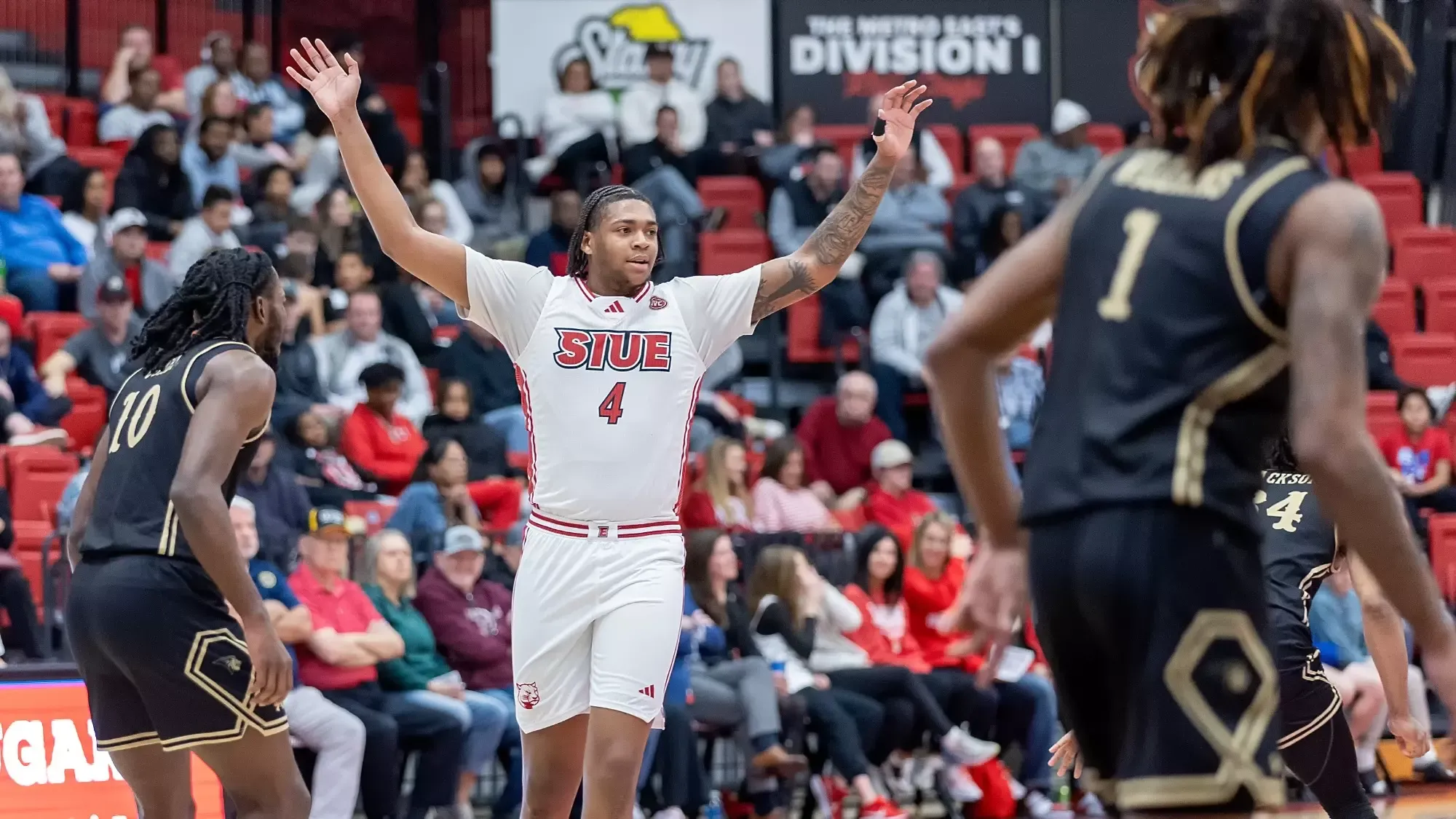 MBB Men’s Basketball vs  Lindenwood 01-06-26: SIUE Cougars Men’s Basketball host the Lindenwood Lions for a basketball game at the First Community Arena in the Vadalabene Center on the campus of Southern Illinois University Edwardsville, Tuesday, January 6, 2026. (Photo: Scott Kane / SIUE Athletics)