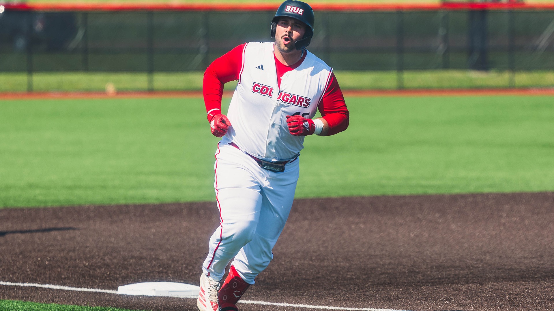 Josh Heyder rounds third after a home run against Lindenwood