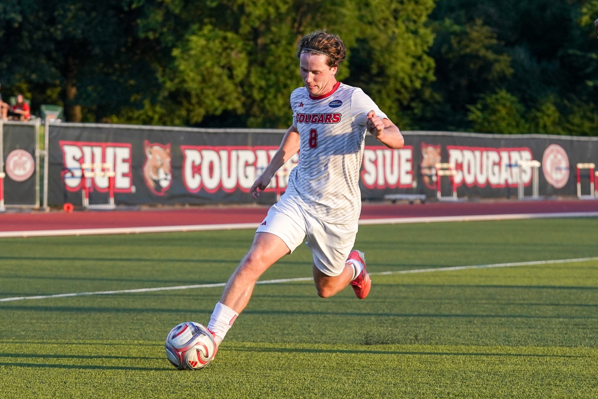 Daniel Murray plays against Saint Louis in 2026