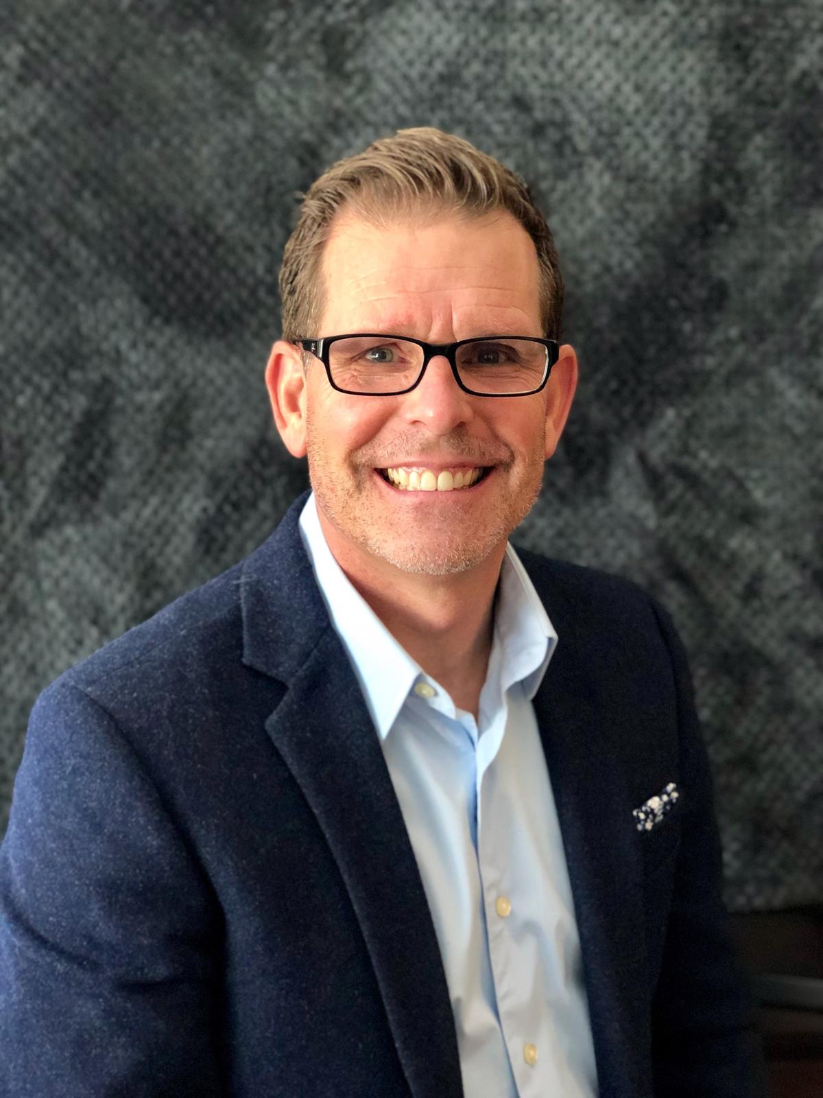 Women's Club Basketball Coach