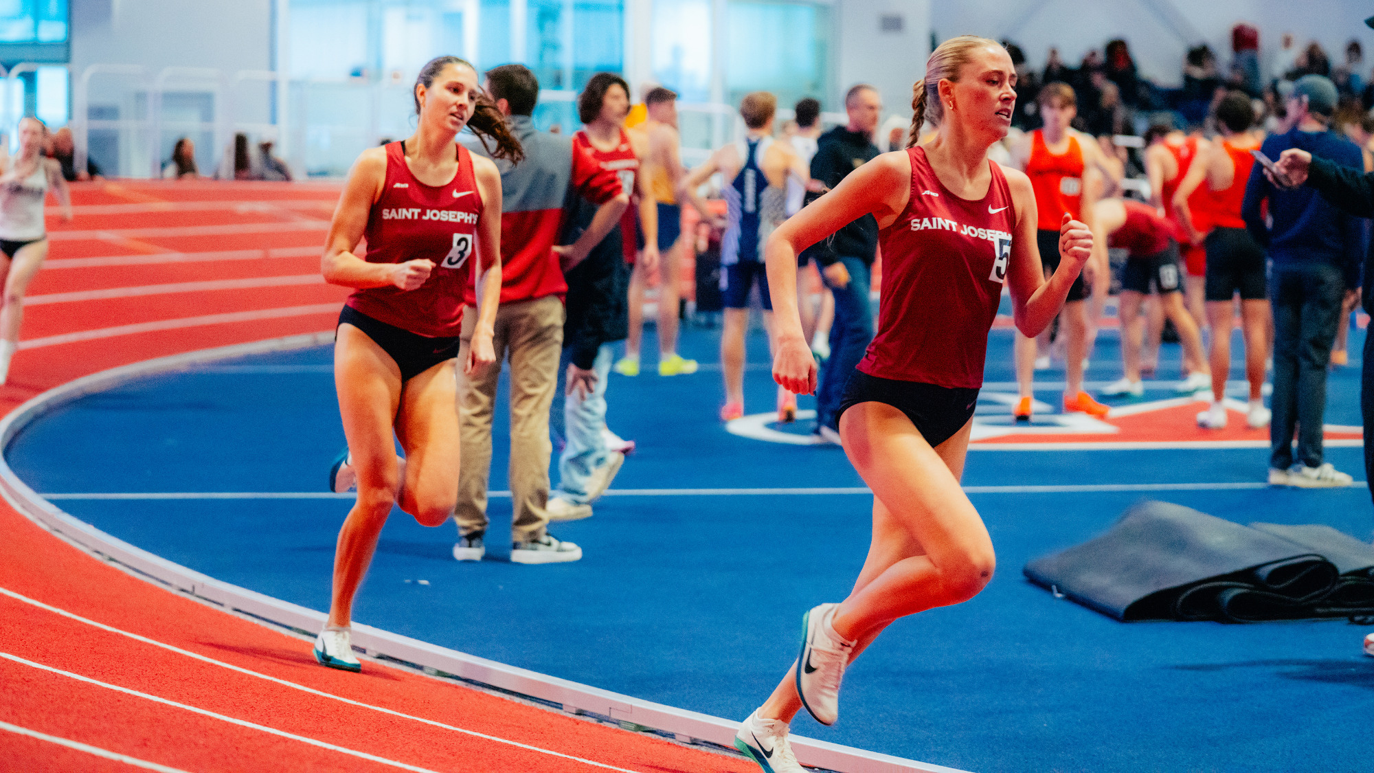 Carolyn Smith Chloe Care Women's Track 2025-26