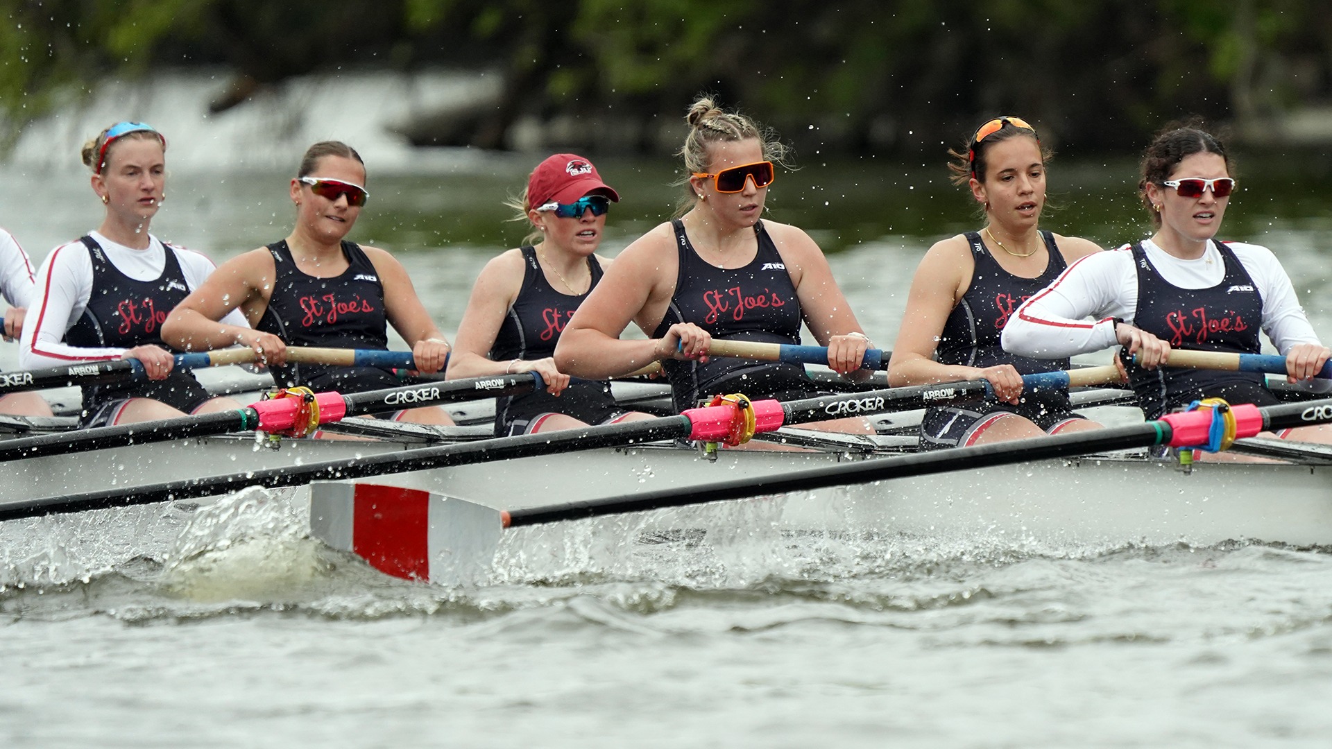 women's varsity 8