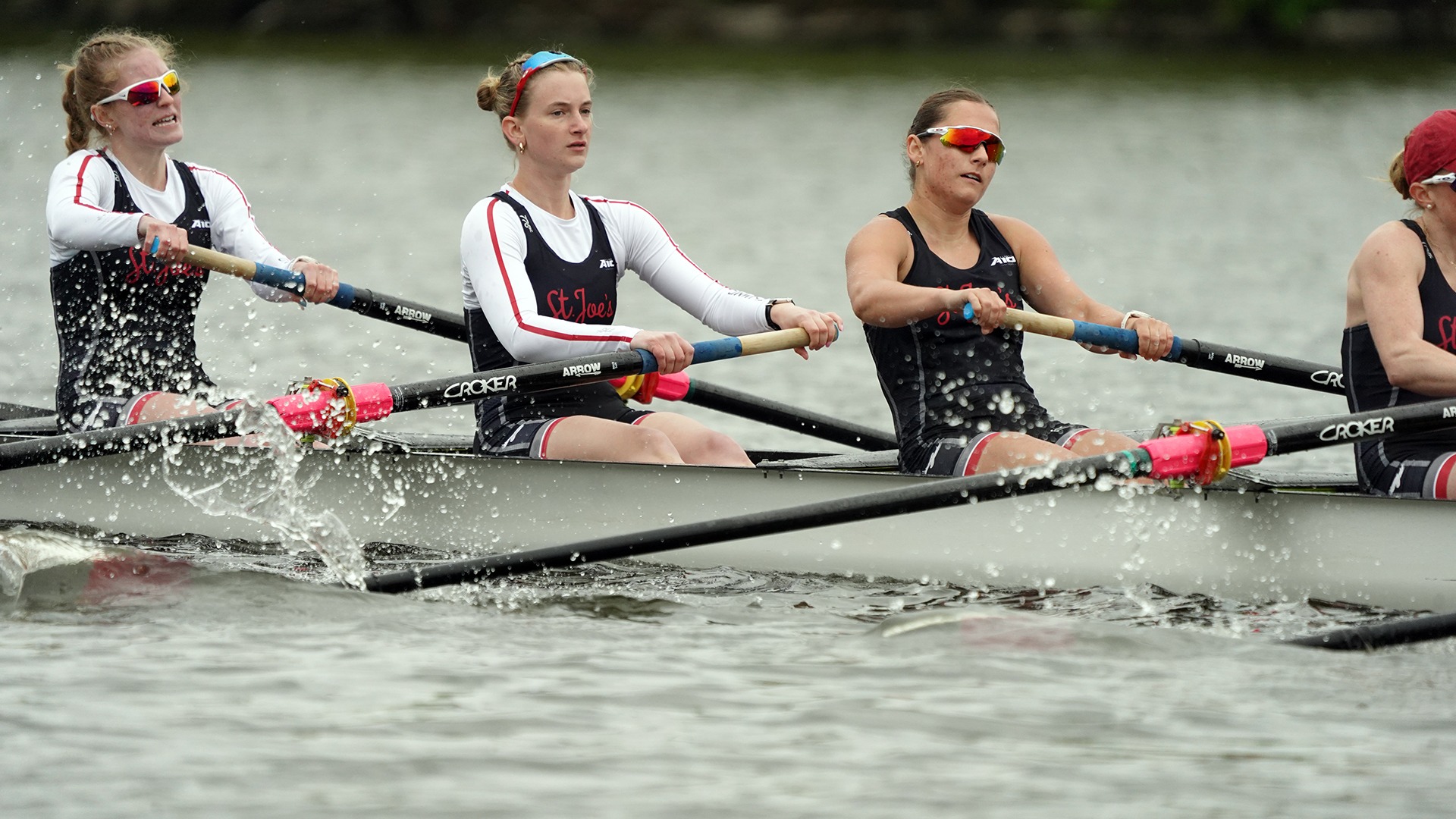 women's rowing varsity 8 kelly cup