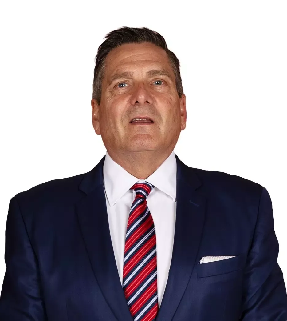 Head Coach Carl Howell