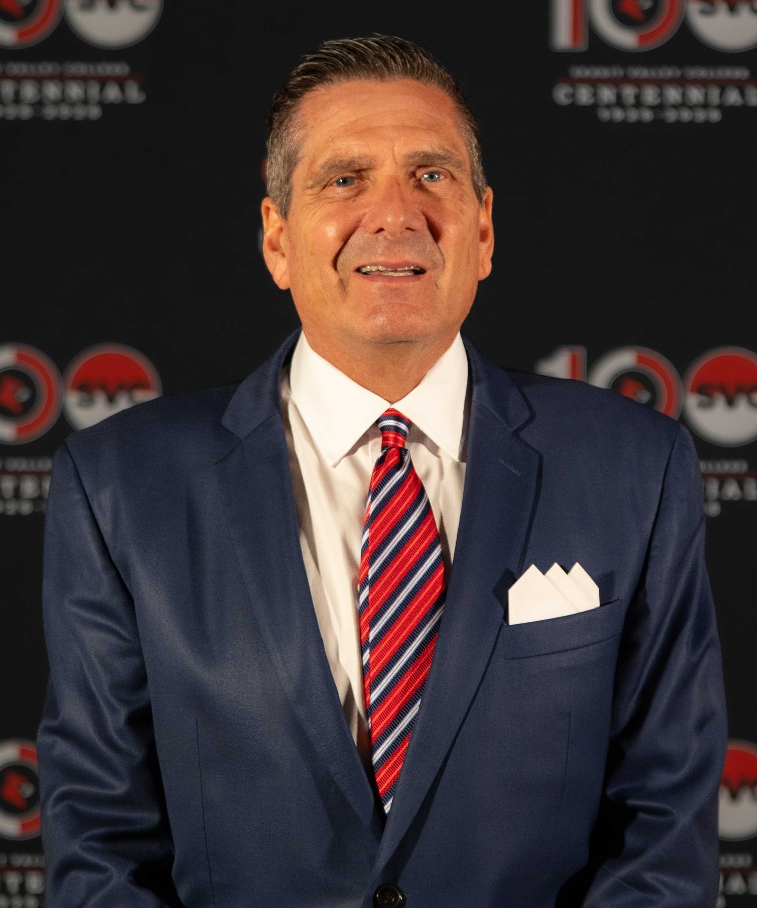 Head Coach Carl Howell