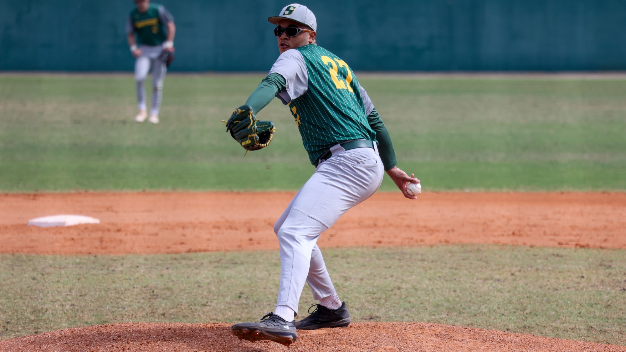 Thoroughbreds pitch pair of shutouts at Bard to complete series sweep Skidmore College Athletics