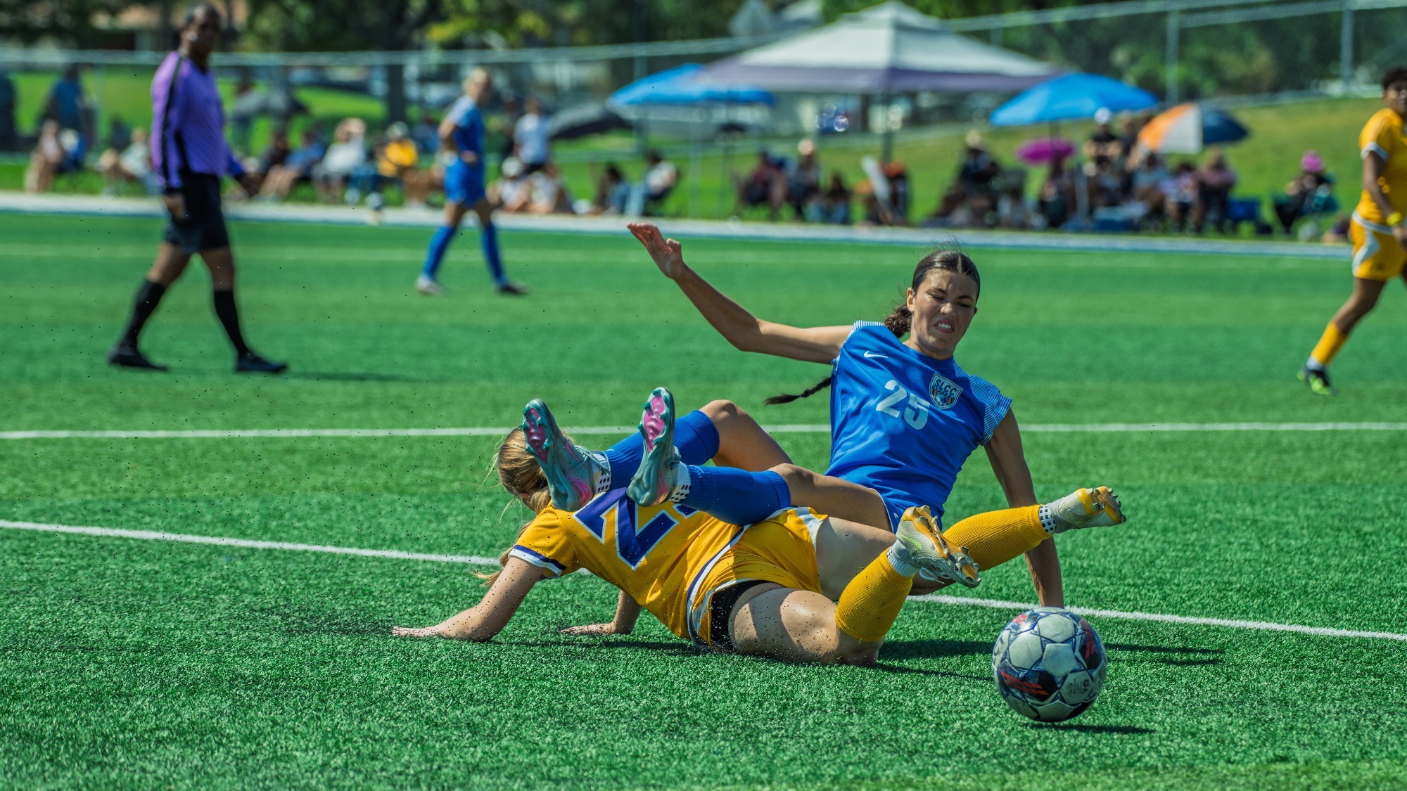 W Soccer Natalie Shober