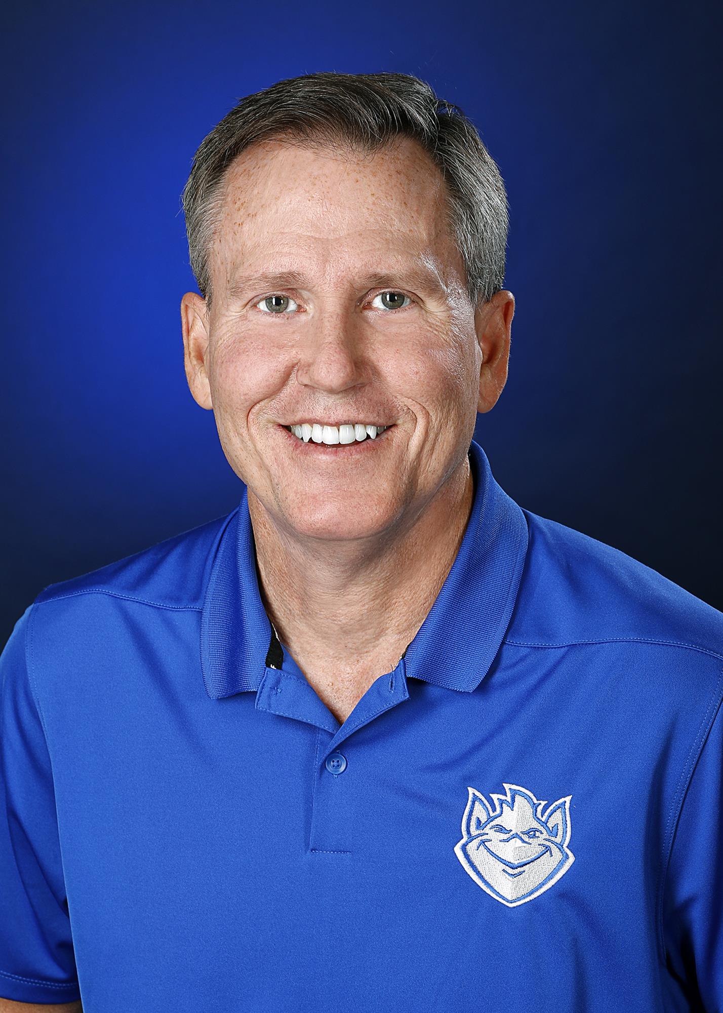 Alan Farmer Headshot