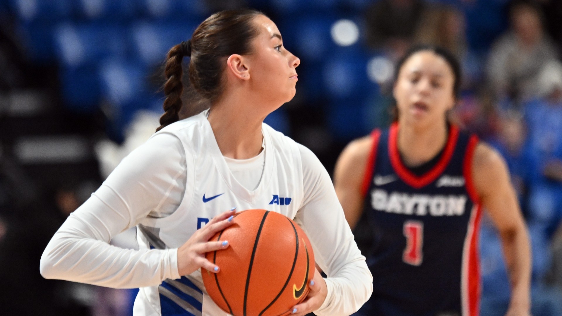 MiaBergstrom vs. Dayton