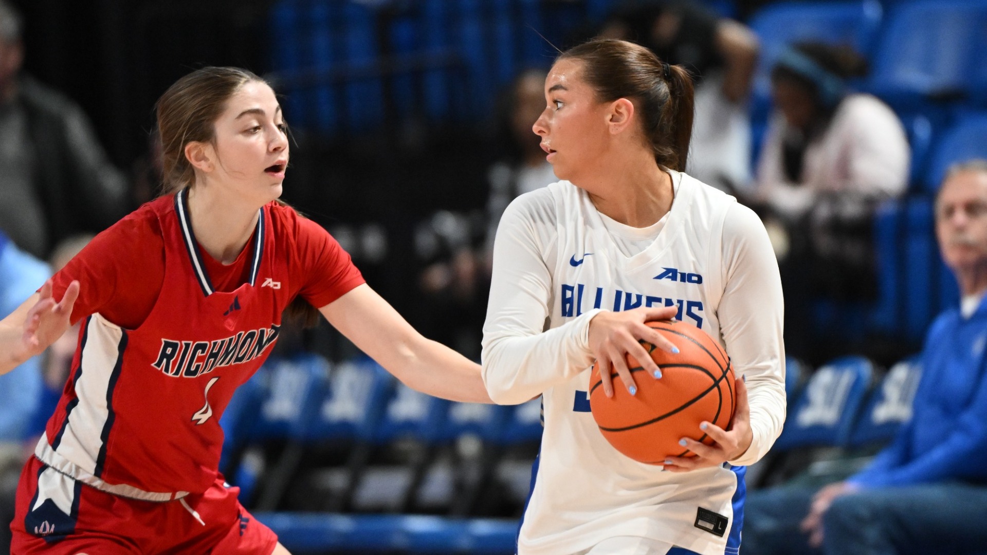 MiaBergstrom vs. Richmond