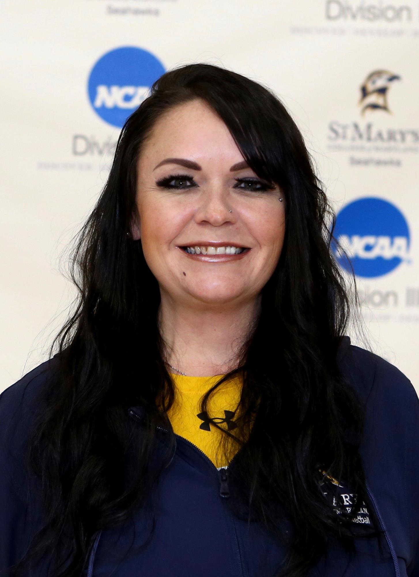 Holly Hilton 2021-22 Headshot