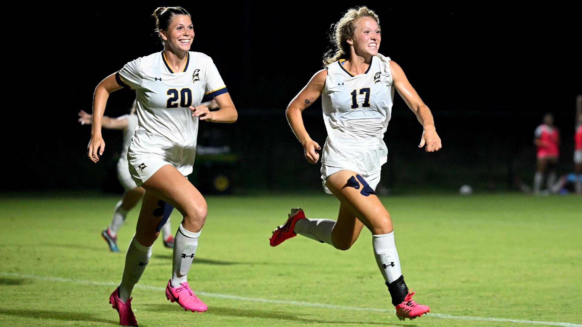 Gracie Tourangeau and Charlotte Bryan celebrating in Hood win (Sept. 1, 2026)
