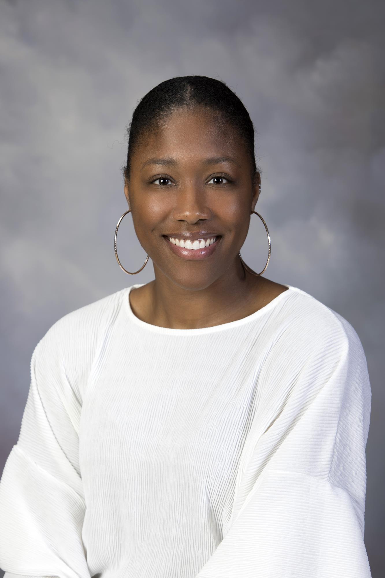 Grant  Kristen_2019-20 Headshot