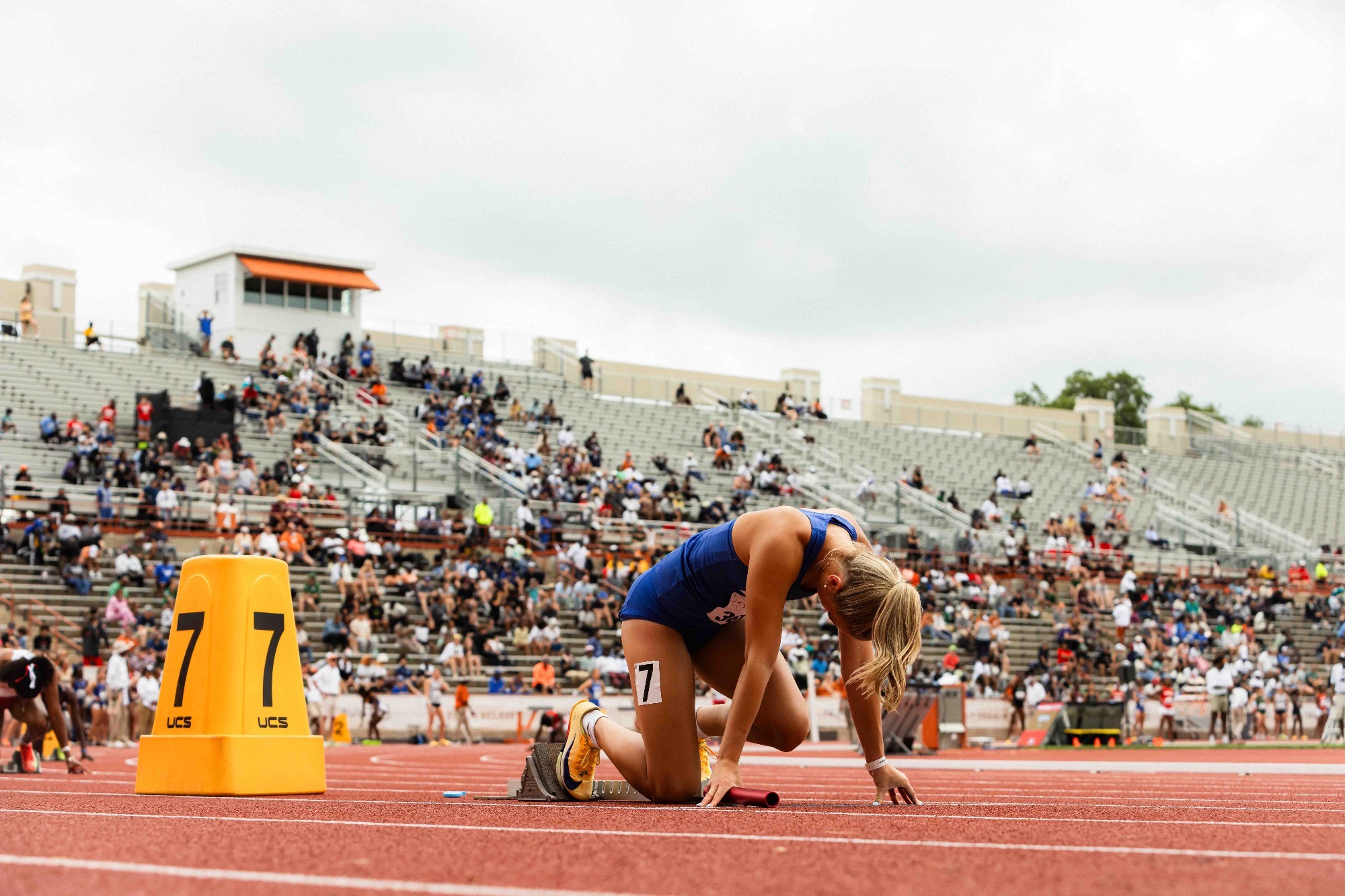 Haylie Starting 4x400