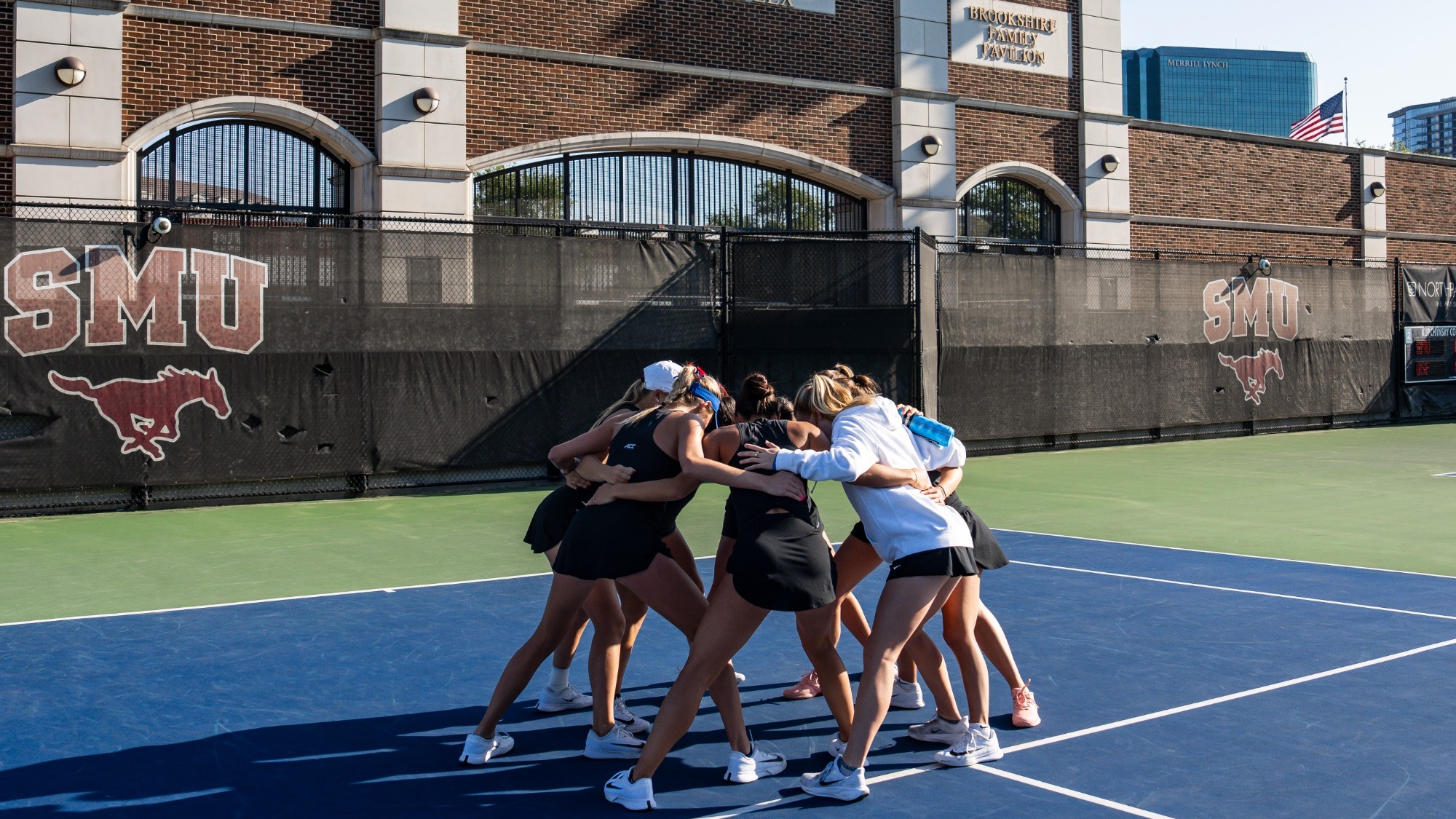 Team huddle SMU WTEN 2026 vs. South Florida