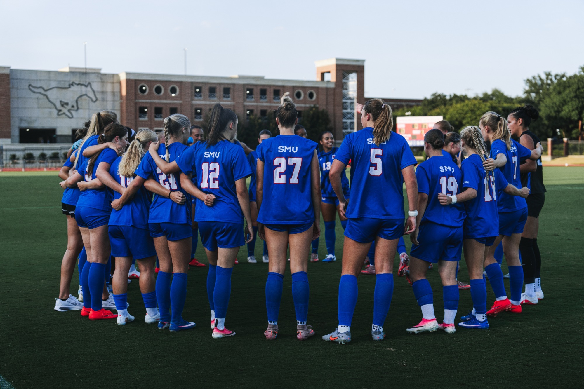 SMU Huddle Photo WSOC 