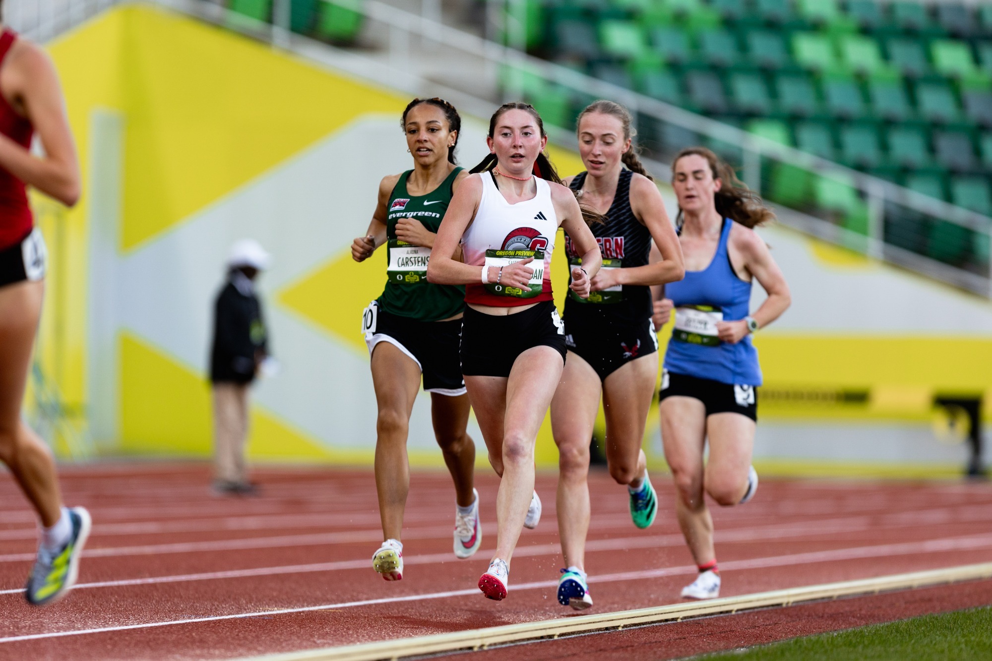 Cassidy running in Oregon Preview 