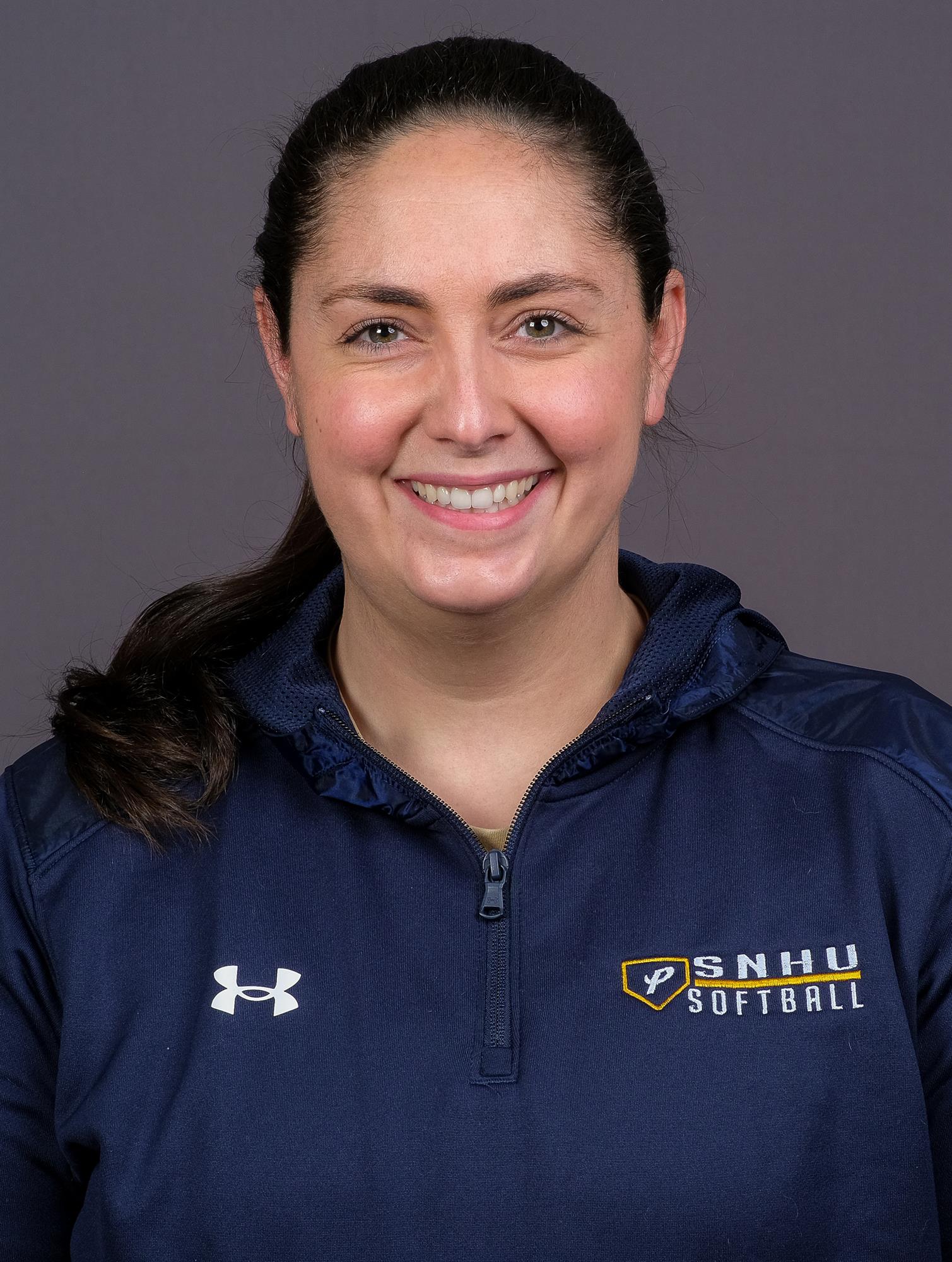 Headshot for Coach Rachel Hedge Dahmke
