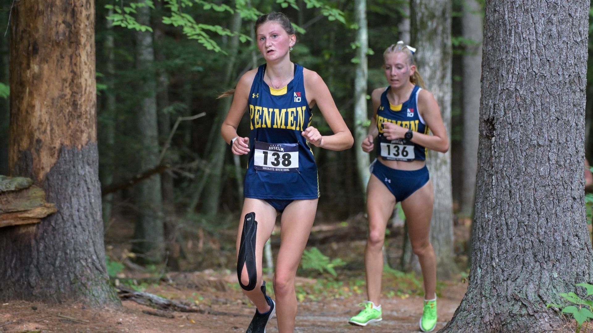 Maddy Howard of Women's Cross Country running at her first race at Saint Anselm