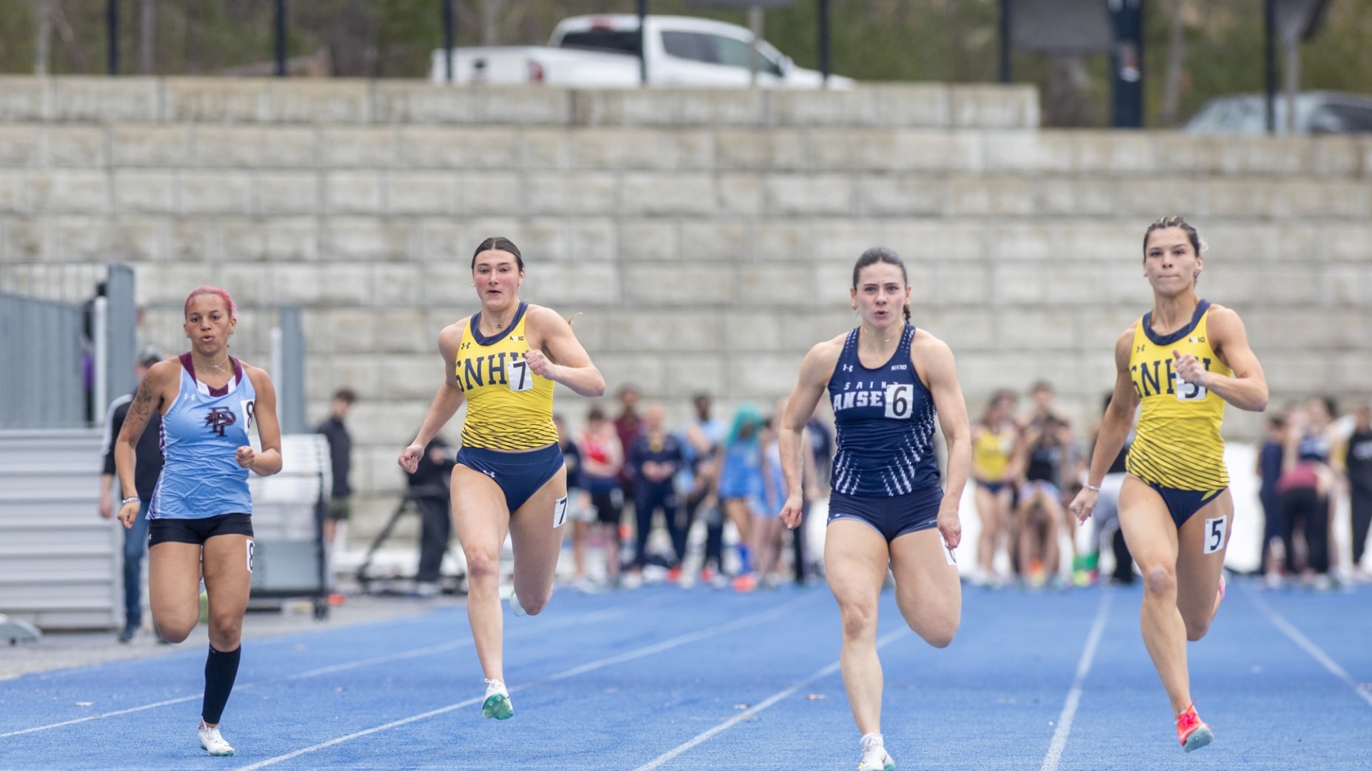 Hannah Sippel and Hope Sinclair Sprint in a race at Ouellette Stadium