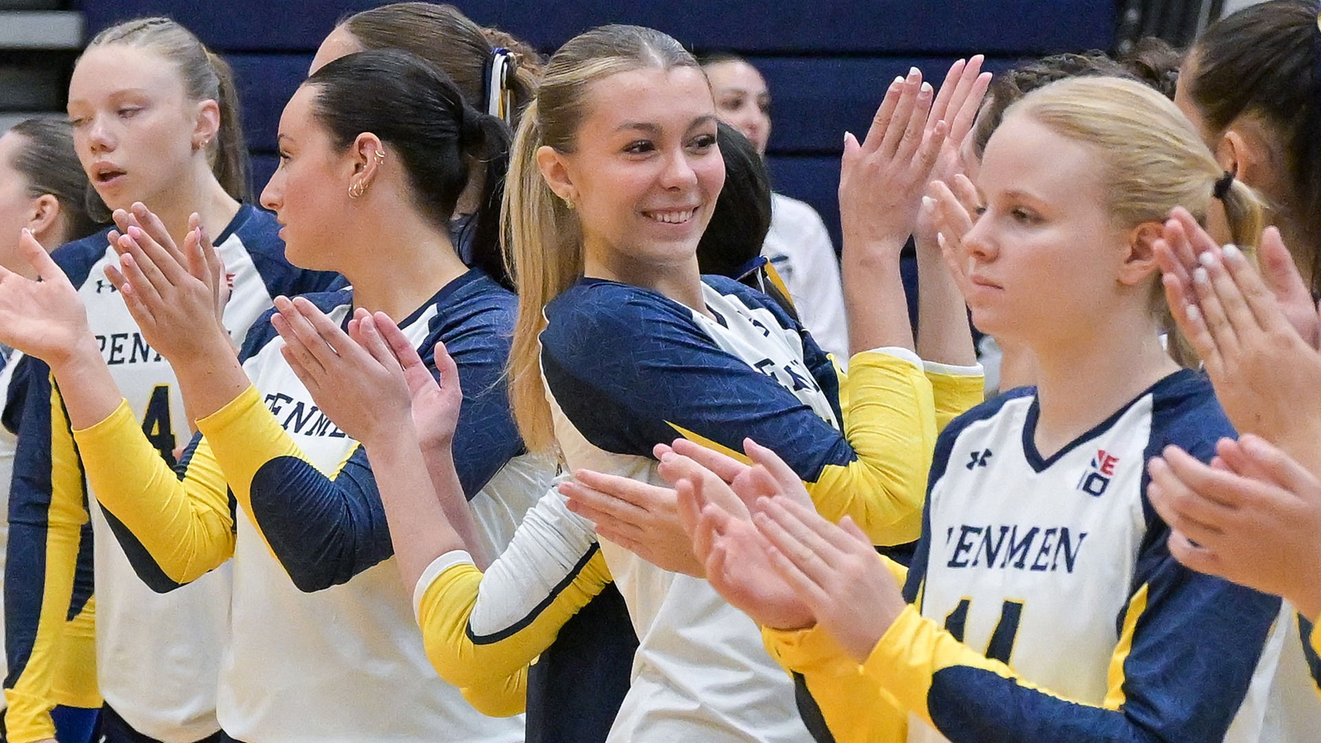 Lyla Thomas celebrating with her teammates