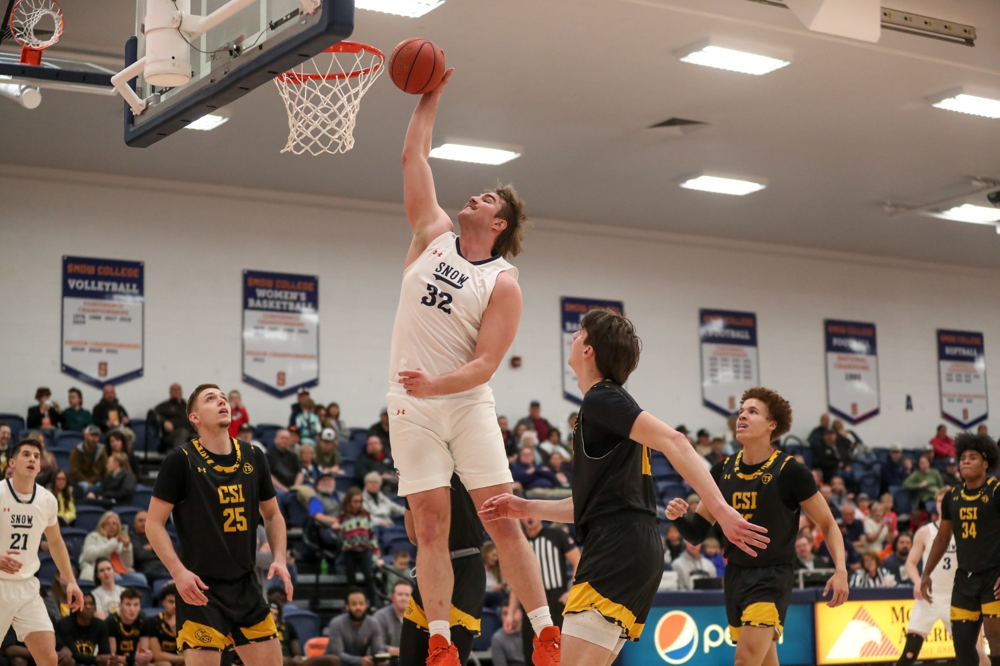 Zach Visentin 20222023 Men's Basketball Snow College Athletics