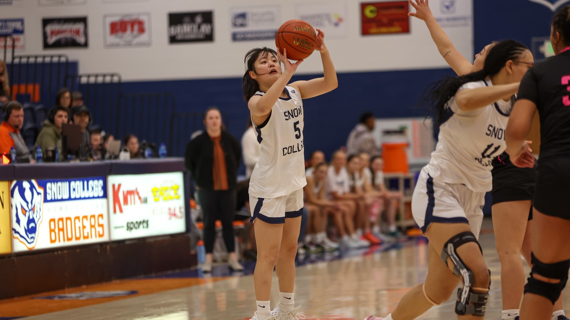 Sara Aoki pulling up from three against CNCC