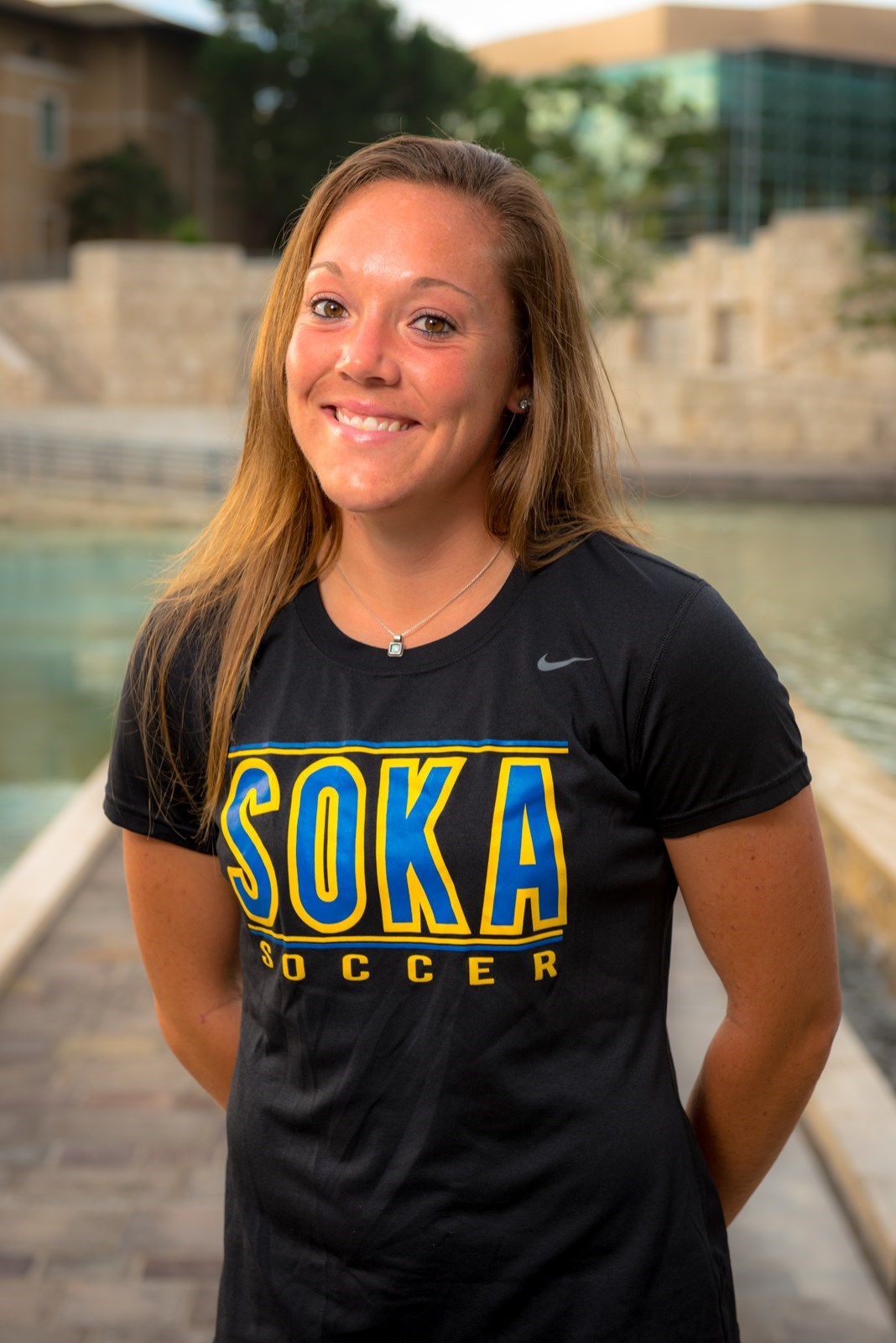 Sarah Miller hEADSHOT