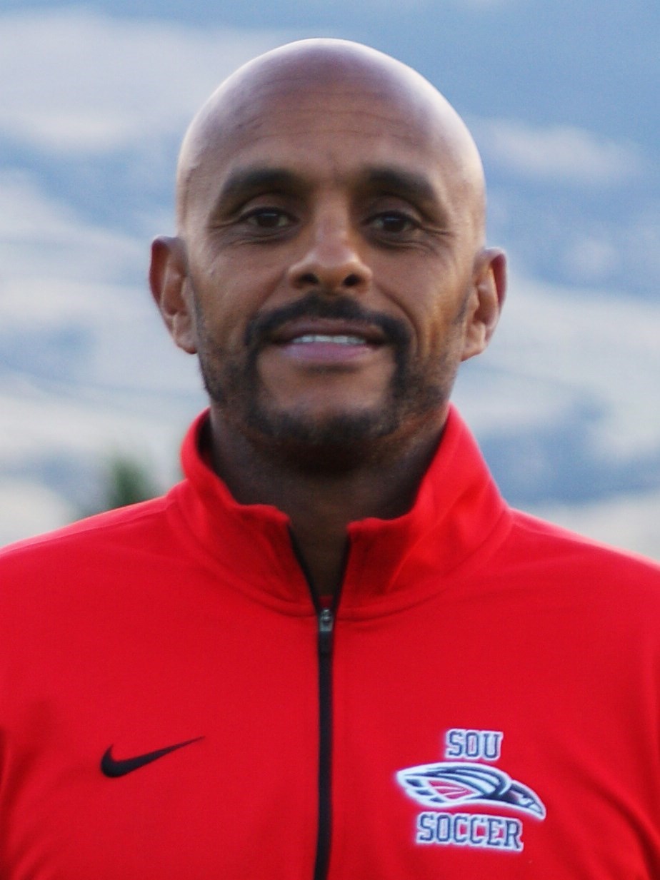 biniam afenegus