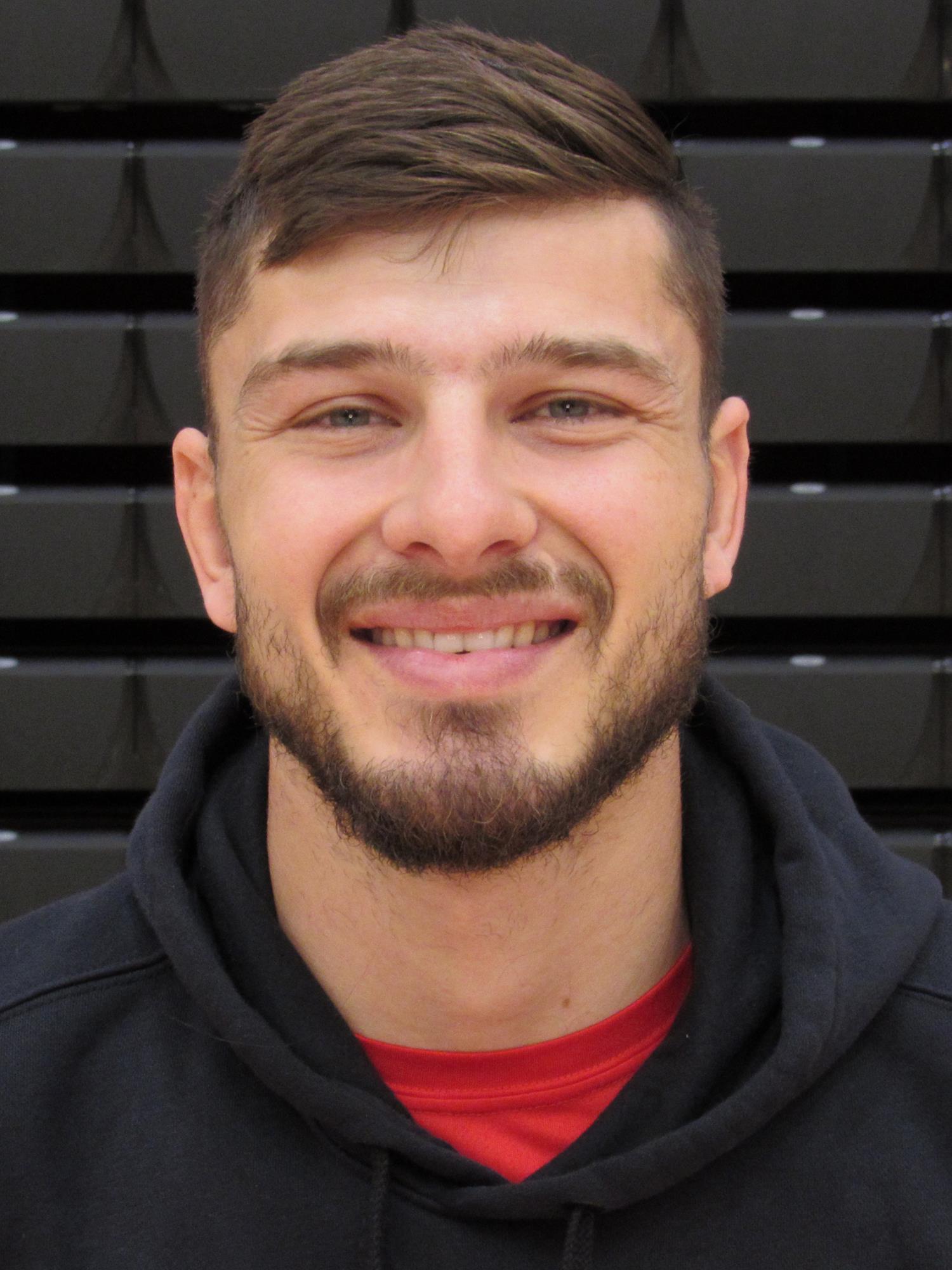 tucker-vanmatre-men-s-wrestling-coach-southern-oregon-university