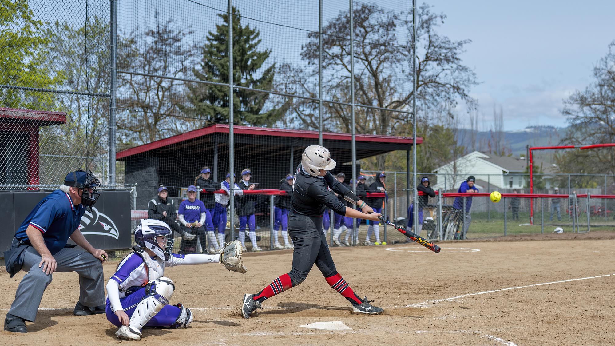 Raiders complete CCC sweep of Yotes in Caldwell Southern Oregon