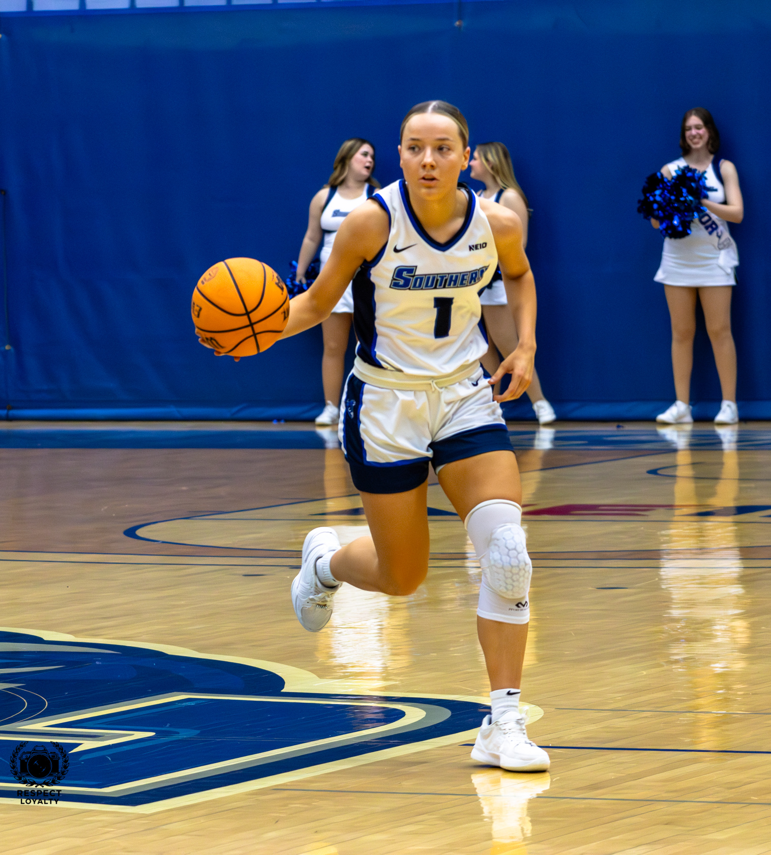 Hope Fox playing against Saint Michael''s