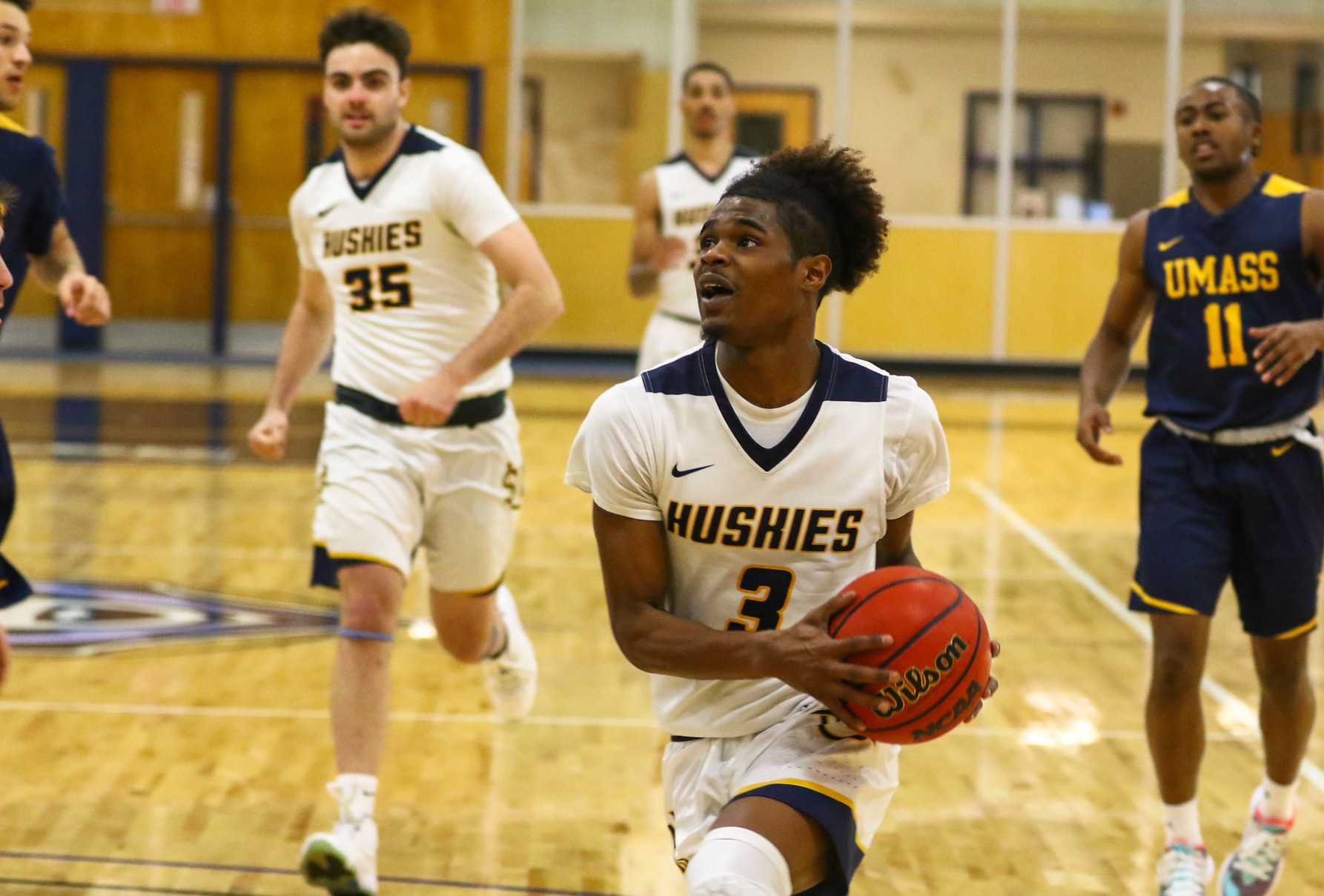 UMass Dartmouth Pulls Away from Southern Maine 8356 University of
