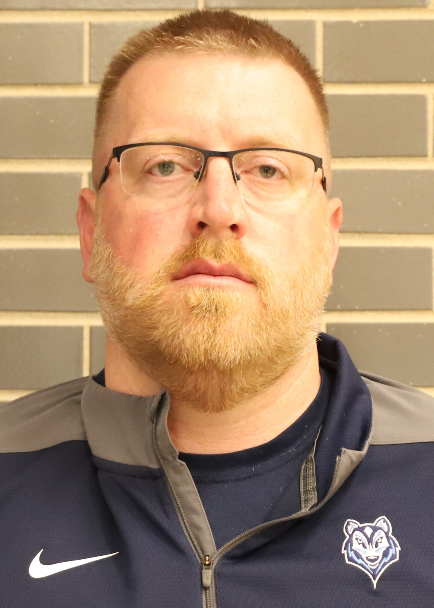 Coach Seth Farrington