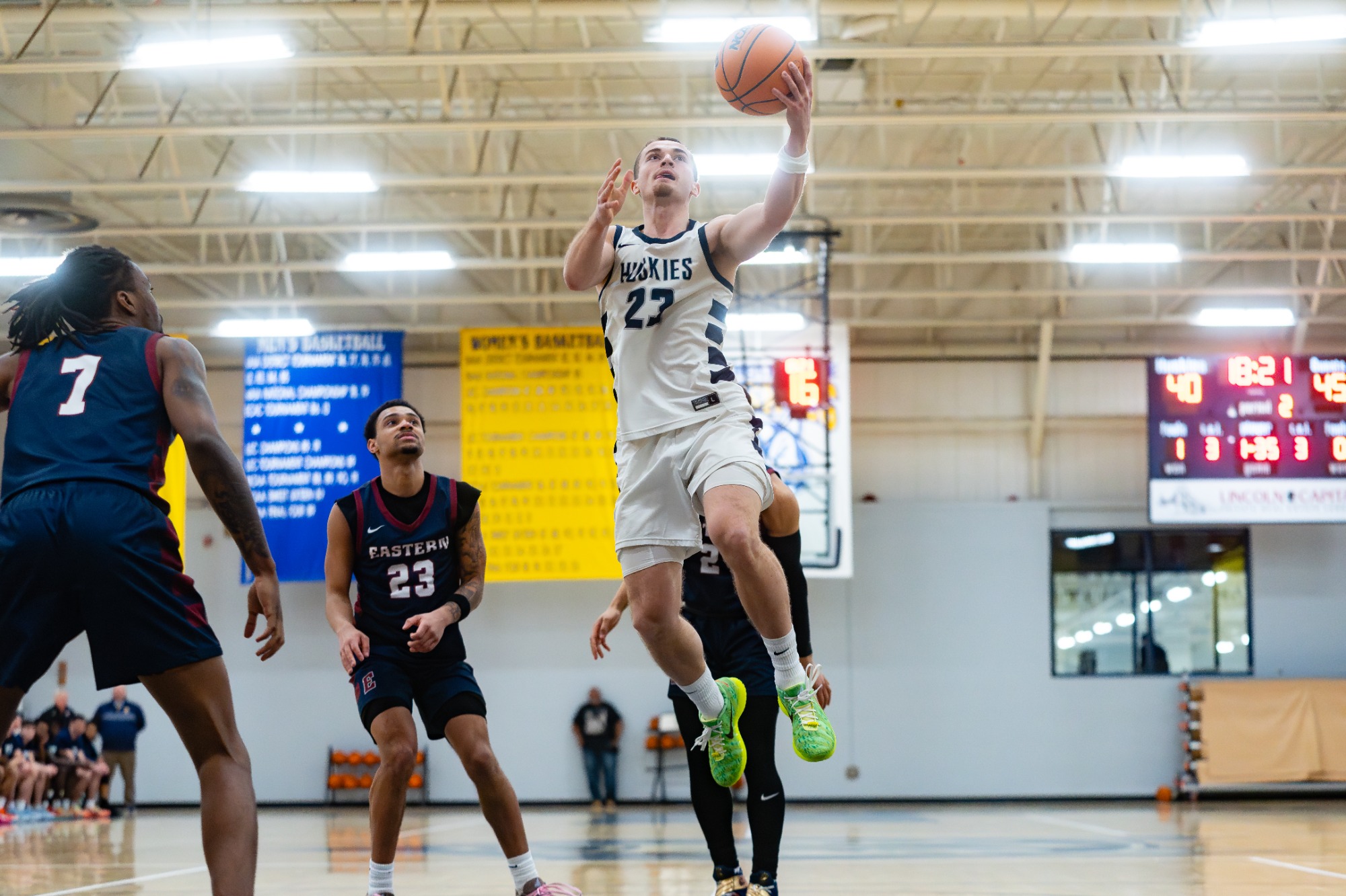 Southern Maine 81, Eastern Connecticut 70