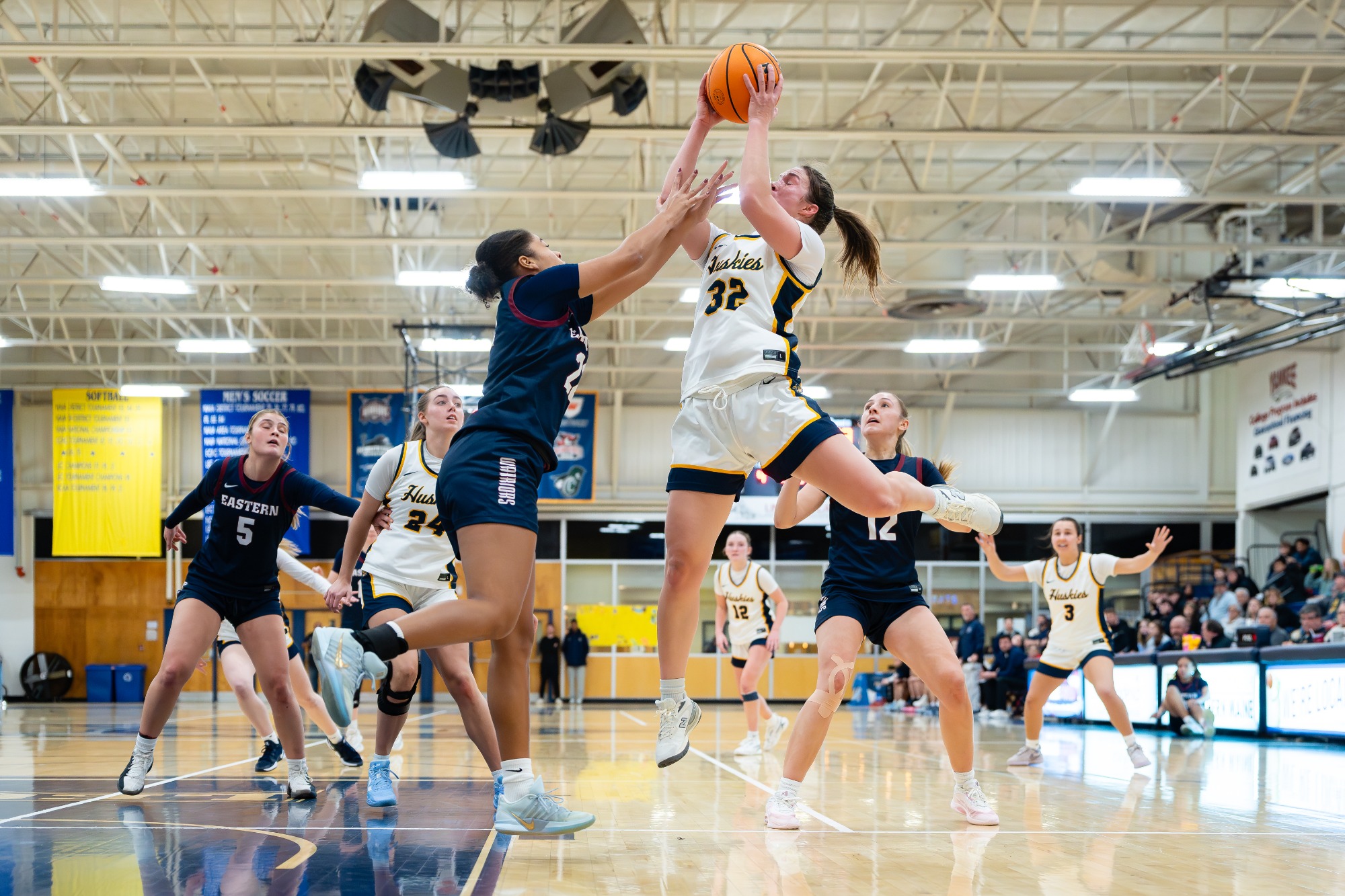 Southern Maine 76, Eastern Connecticut 62