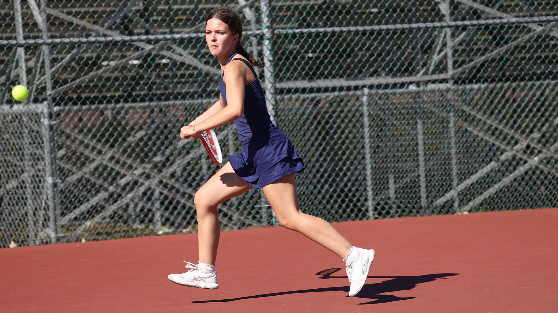 Colline Bonnet-Ethgen Chasing a Ball vs. RIC
