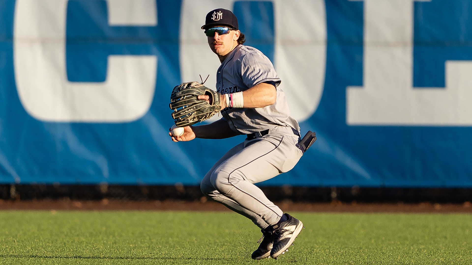Mike Anquillare Fielding vs. Colby