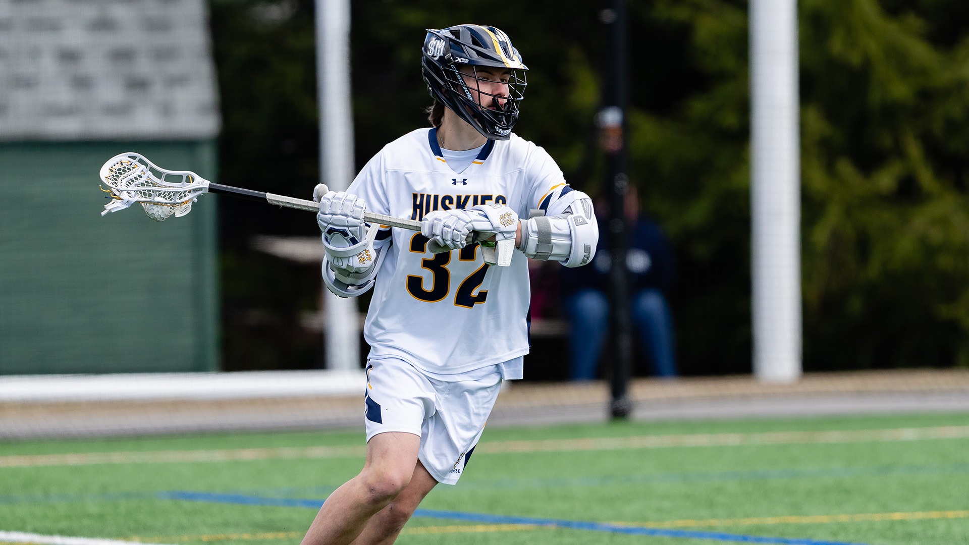 Finn McCarthy Looking to Pass vs. Eastern Connecticut 