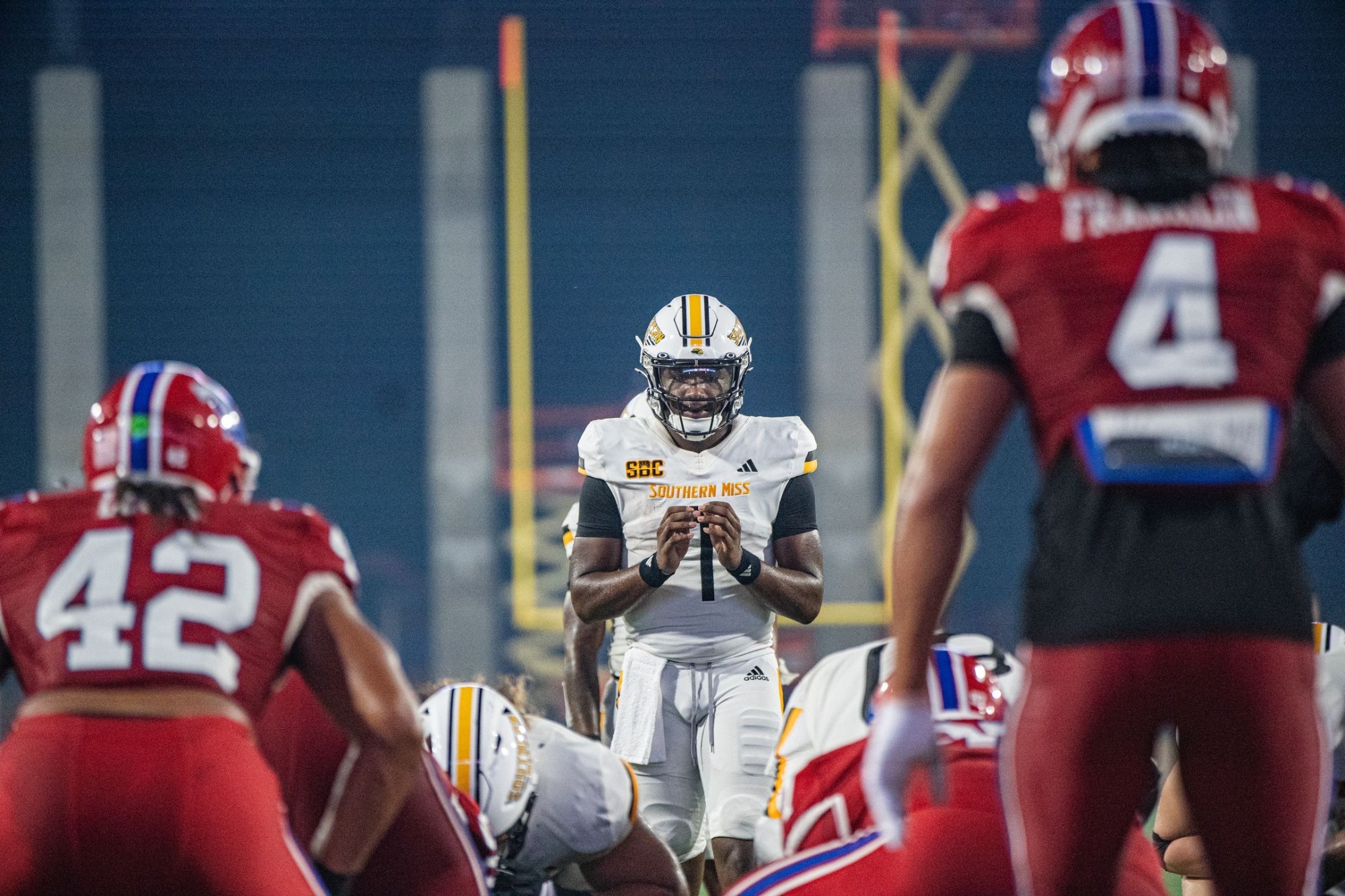 Southern Miss quarterback Braylon Braxton in action - New Orleans Bowl betting pick