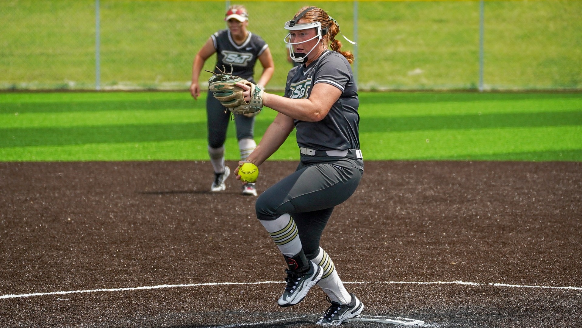 S&T drops heartbreaker to Bearcats in extras at GLVC Softball