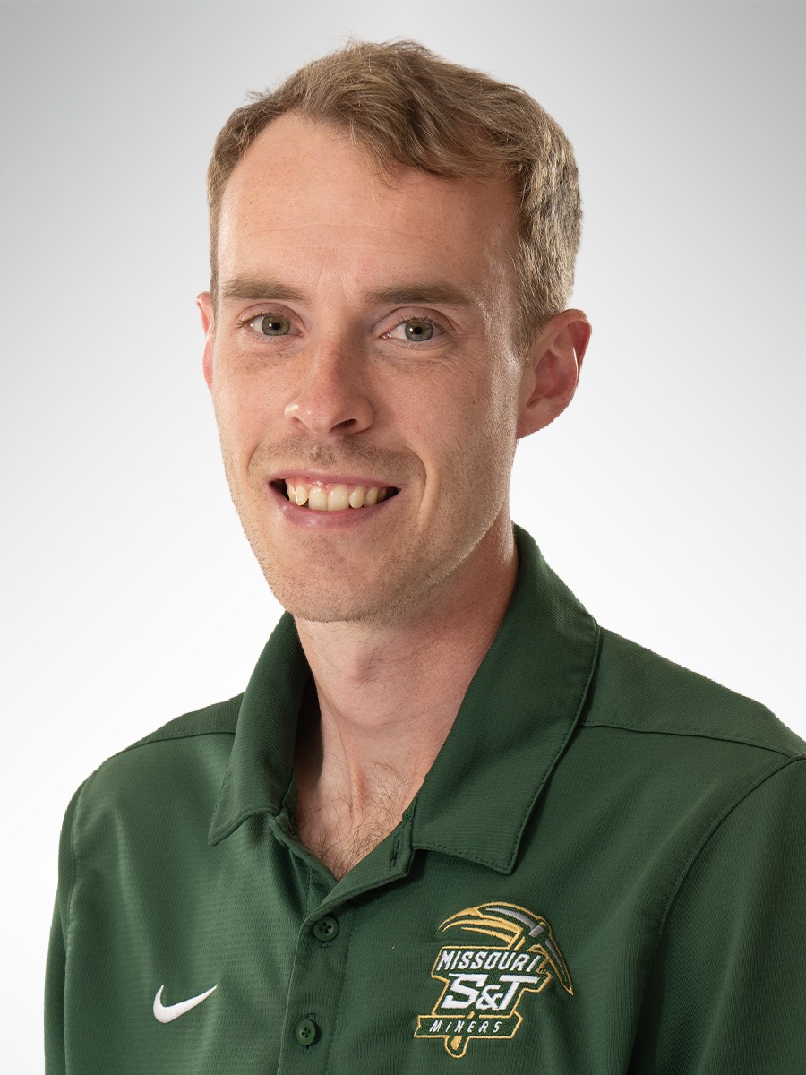 Cameron Knudsen Headshot