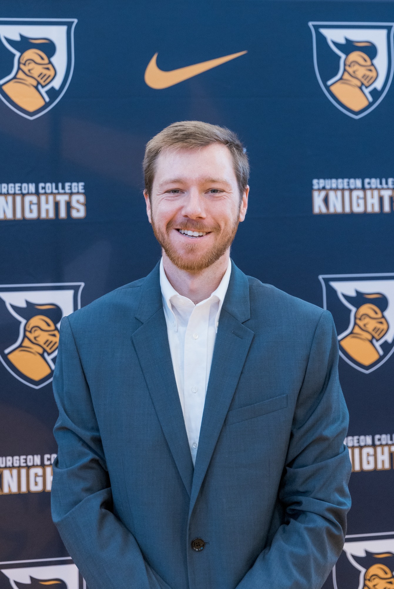 Spurgeon Knights Introduce New Head Coach for New Team! Spurgeon College