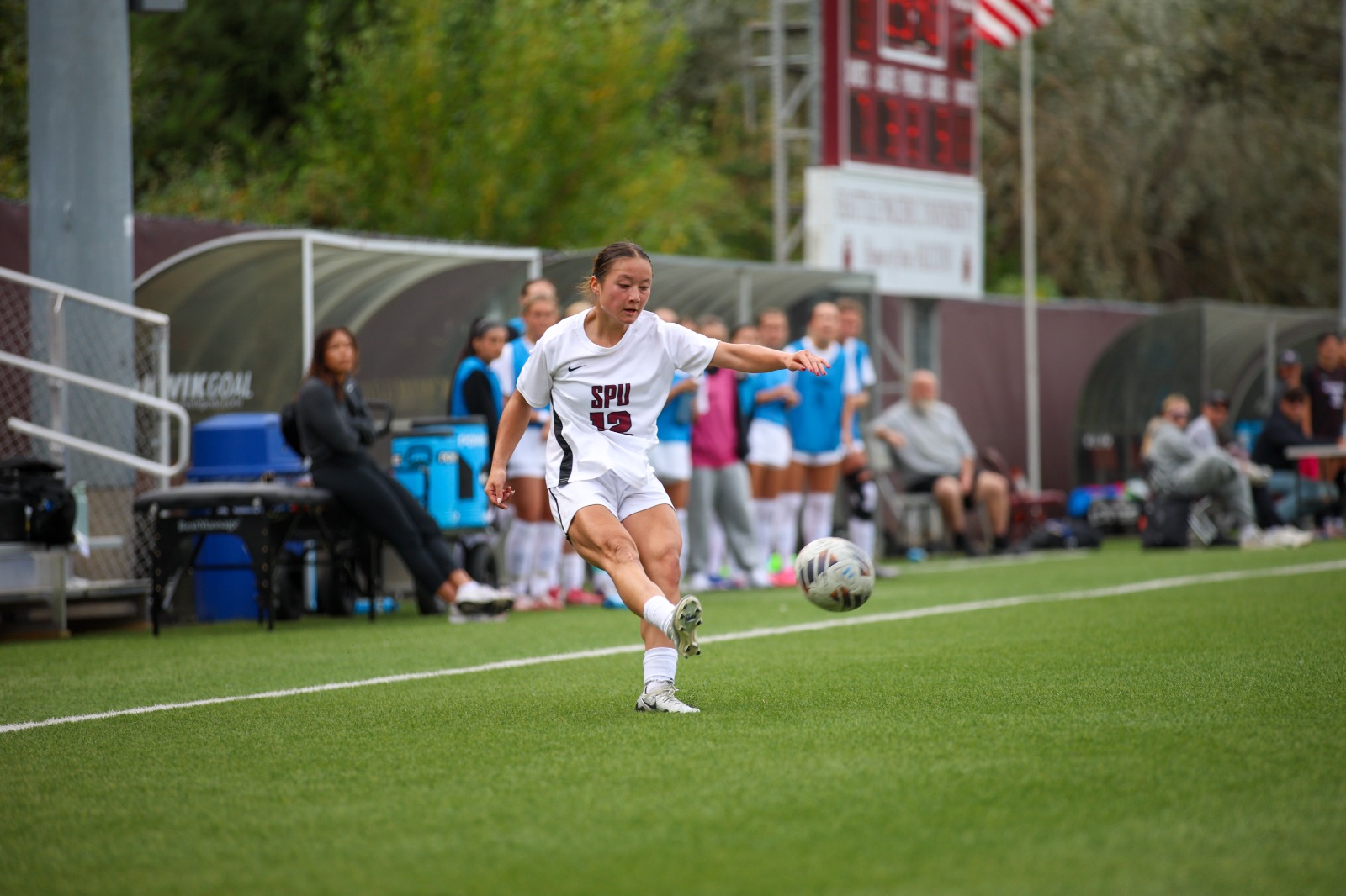 26WSOC_Hanay_Sophie